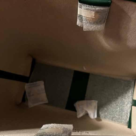 Disney X Kate Spade New York Bambi Sutton Medium Tote & Pouch - Picture 6 of 8